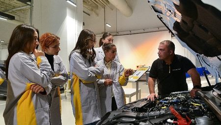 Mais Akademi Yeni Faaliyetlerine Başladı