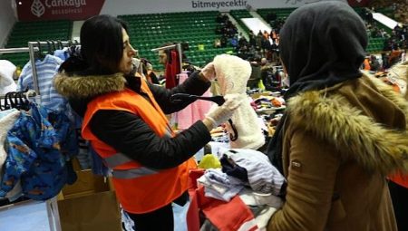 Zelzele Bölgesine İnsani Yardım Materyali Taşıyan Araç Sayısı 192’ye Çıktı