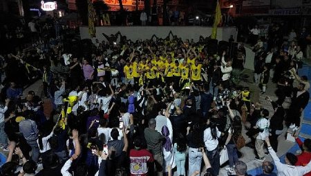 Aliağalılar Şampiyonluğu Daima Birlikte Kutladı