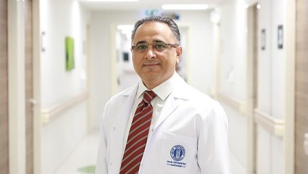 Çocuklarda Karın Ağrısı: Suçsuz Bir Şikâyet Mi, Yoksa Önemli Bir Hastalığın Habercisi Mi?