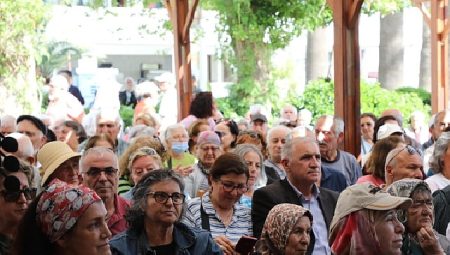 Lider Ertaş Altınoluk’ta Vatandaşlarla Buluştu