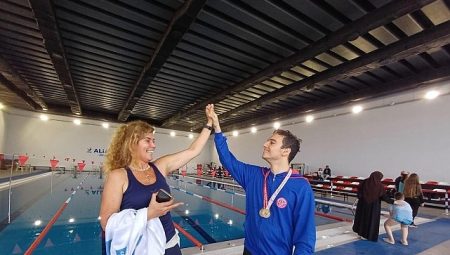 Narlıdere’nin yüzücülerinden 5 altın 3 gümüş madalya