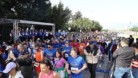 RUNTALYA Maratonu büyük coşkuya sahne oldu