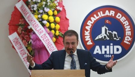 AHİD’den Ankara’ya Kıymet Katan İsimlere Vefa Gecesi