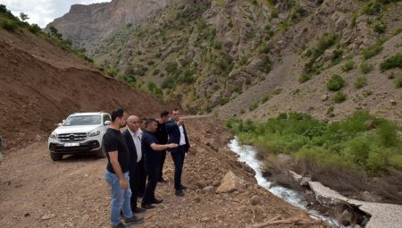 Cilo ve Sat Dağları Ulusal Parkı yolunda asfalt hazırlığı