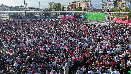 Ulusal İrade’de tek ses, tek yürek olduk